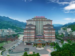 Yuanlong Hotel