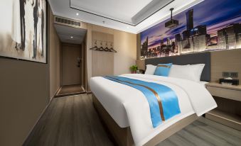 Yiyang Jiazhou Hotel