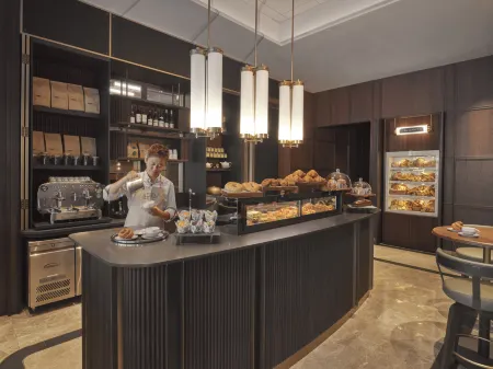 Pullman Singapore Hill Street Отели рядом с достопримечательностью «Amazing Grace Presbyterian Church»