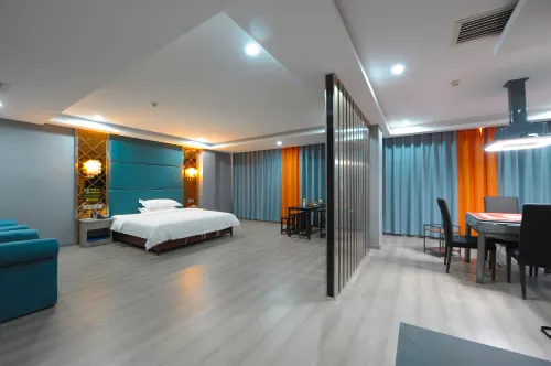 Cold Water River Jinxiu Dongsheng Hotel