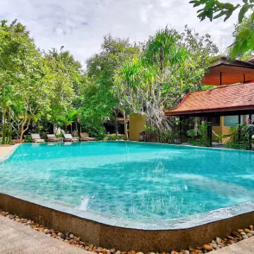 Palm Village Resort & Spa Hotels near Bak Kheng Mountain