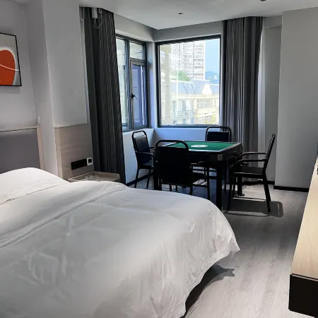 Yunrui Business Hotel (Hekou Port Branch)