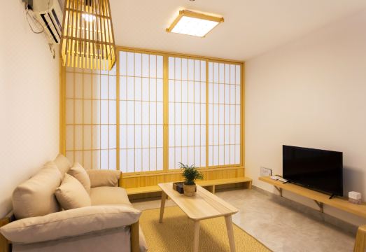 Lotus Tangyuese Homestay