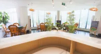 Buluotuo Buyi Cultural Theme Hotel (Luodian Times Jiahe Branch) فنادق في لوى ديان
