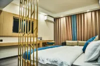 Zhaotong Honglu Hotel
