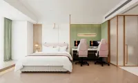 Cyber Firefly E-Sports Hotel (Yichang Zhongnan Road Changjiang Plaza Branch) - Esports