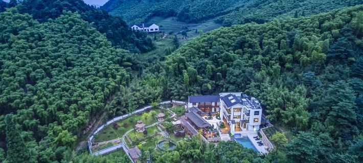 the Yard of the Sky Hotels in Deqing