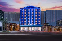 Lanlinger Hotel (Xiantao Mall Building) Hotels in Xiantao