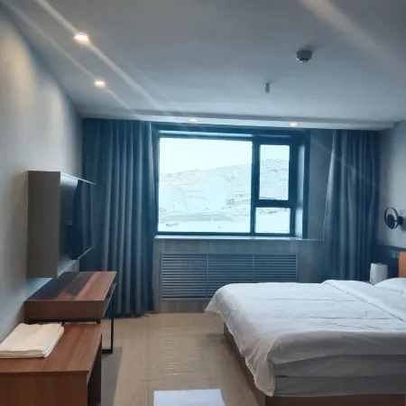 Lanxi Bieyuan Homestay (Qinggeli Langshan International Ski Resort) Hôtels à : Qinggil