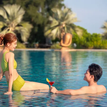 Crowne Plaza HAILING ISLAND