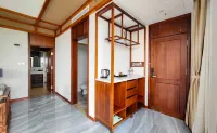 QiongHai  JiaLan Wellness Seaview Hotel