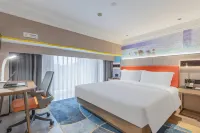 Veris International Hotel (Guiyang Huaxi Mei's )