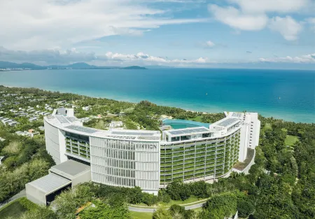 The Sanya EDITION Отели рядом с достопримечательностью «Lover's Bridge»