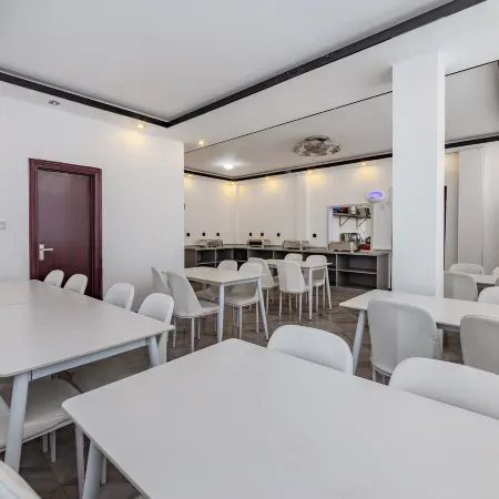 Yuanmou Henglong Zhixiang Hotel