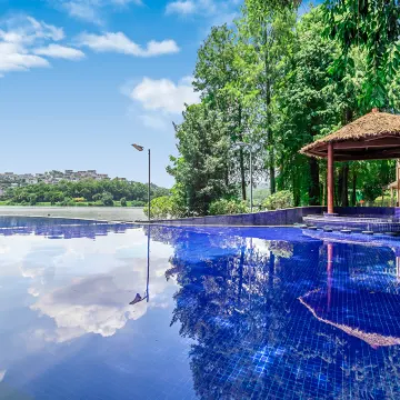 廣州白雲湖畔酒店（南湖旅遊中心店） 鄰近大源站的酒店