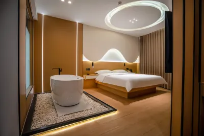 Mengzi Huayue Hotel (Honghe Prefecture Government)