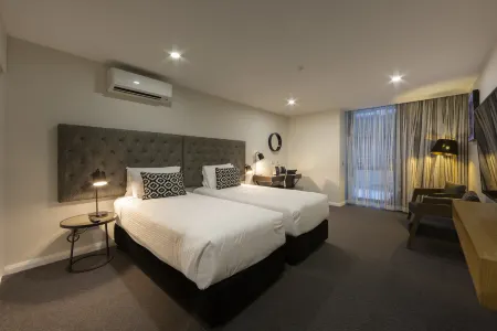 Avenue Hotel Canberra