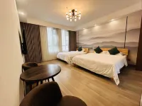 Yixing Jinghu Residence