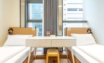 Lemon Hotel