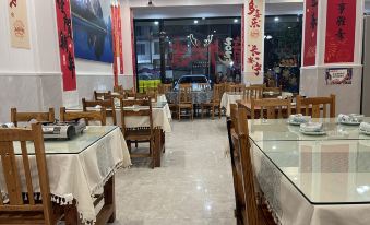 Yangshuo Yijia Boutique Inn (20 yuan scenic spot Xingping Ancient Town)