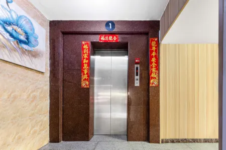 VanYue International Hotel Apartments (Minzhi Metro Station, Shenzhen North Railway Station)