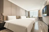 Atour Hotel(Chengdu Dufu Thatched Cottage Metro Station) Hotels near Chengdu Du Fu Thatched Cottage Museum