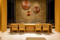 The Orion Hotel Motobu Resort & Spa - موقف سيارات