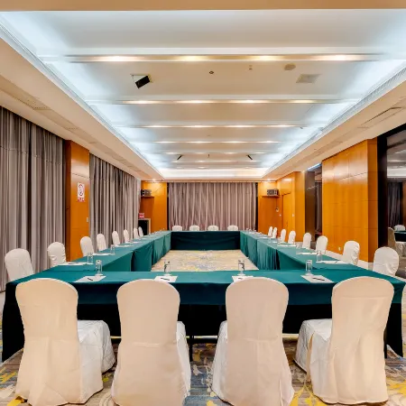 Fuding Jinlong Hotel Dong Station