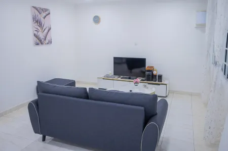 Quint Homestay Penampang Отели рядом с достопримечательностью «M-Cubed Bar»