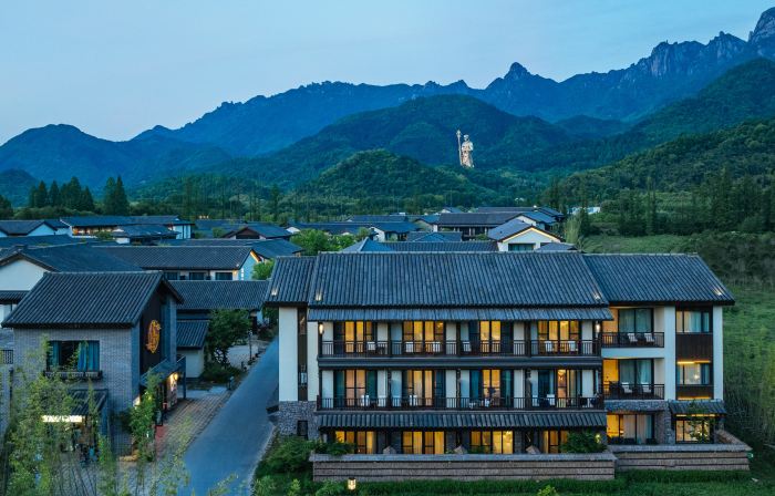 Jiuhua Mountain Dreamlike Hotel（Jiuhua Mountain Scenic Area Store）