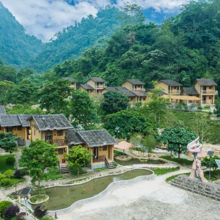 Jingxi Nianba Tribes Homestay (Tongling Grand Canyon Branch)