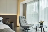 JOYOUS RETREAT Hotels near Earth Light Art Commune