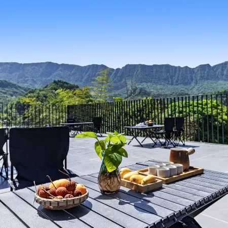 Bifeng gorge Linshan Tingyu Hotel
