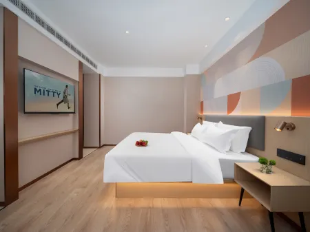 Yunzhi Shang Hotel (Kunming Tongde Plaza Xiaocaiyuan Subway Station Branch) Отели рядом с достопримечательностью «Geological Resources and Engineering Postdoctoral Floating Station of Kunming University of Science and Technology»