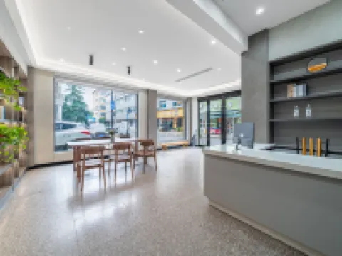 Tonglu Yueting Lanshan Homestay (OMG Heartbeat Paradise Store) โรงแรมในถงหลู่