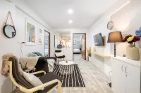 Spacious 4BR Family | Chatuchak Market | 12 sleeps - 방갈로
