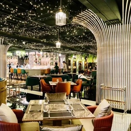 Topland Hotel & Convention Centre