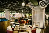 Topland Hotel & Convention Centre - breakfast