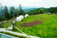 Manchon Village and Ewha Island Guofeng Camp