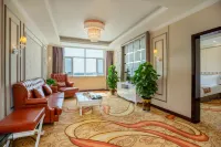 Huang He  International   Hotel Hotels in Golmud