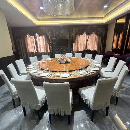 Yinqiao Kaiyue Hotel