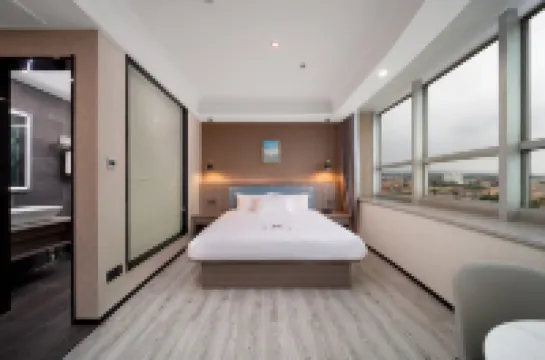 Yizheng Shengting Hotel