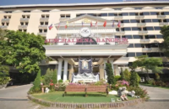 Aunchaleena Grand Hotel Các khách sạn gần Huamark Indoor Stadium