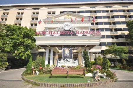 Aunchaleena Grand Hotel