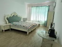 Jinhe Homestay (Guilin High-Speed Railway North Station North Bus Station)