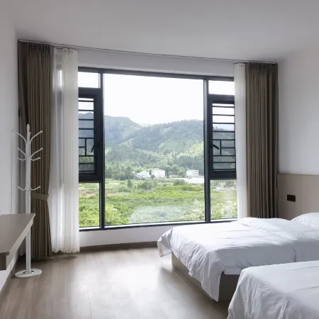 Qin Jing Huayuan B&B