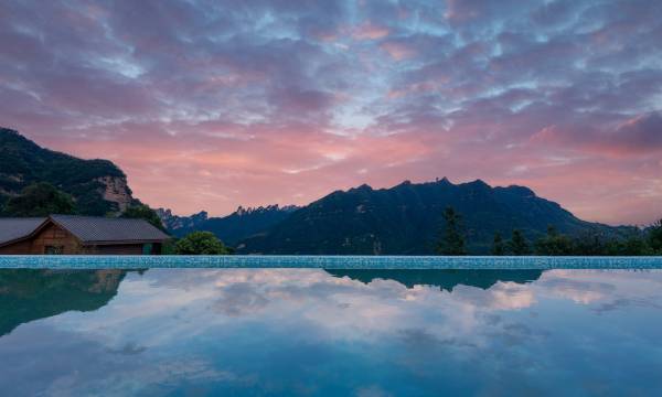 Trip.com Group Country Retreats (Zhang Jiajie Manson Joint Resort）