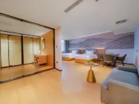 Merlinhod Hotel Hotels near Black Dragon Pool