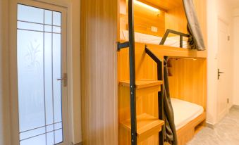 Jieduo Women's Beautiful Stay (Shenzhen Luohu Control Point)