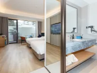 ZHEN YUAN SHANJU RESORT HOTEL Hotels near Longbeishan Forest Park